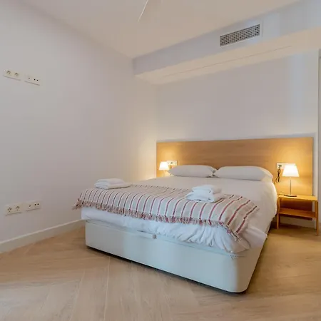 Almedina Apartment *